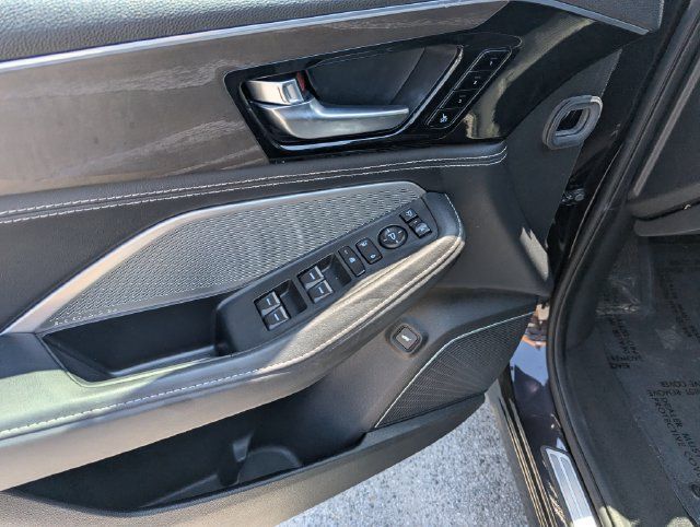 Used 2023 Acura MDX w/ Advance Package AWD/4WD image 16