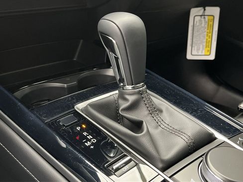 New 2025 MAZDA CX-30 AWD 2.5 S w/ Select Sport Pkg image 17