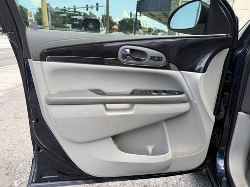 Used 2016 Buick Enclave Leather FWD image 11