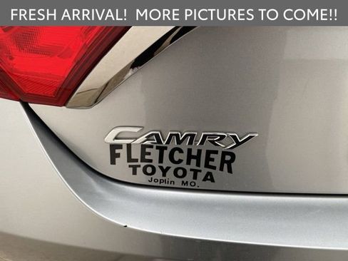 Used 2016 Toyota Camry SE image 6