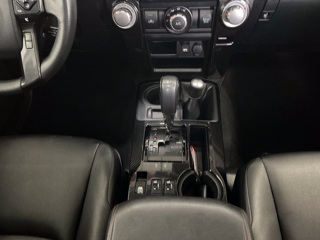 Used 2021 Toyota 4Runner Venture w/ Moonroof Package AWD/4WD image 11