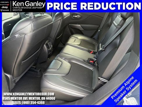 Used 2019 Jeep Cherokee Latitude Plus w/ Cold Weather Group image 20