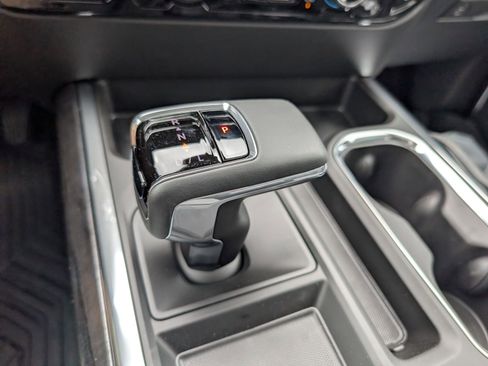 New 2026 Chevrolet Silverado 1500 LTZ w/ LTZ Premium Package AWD/4WD image 18
