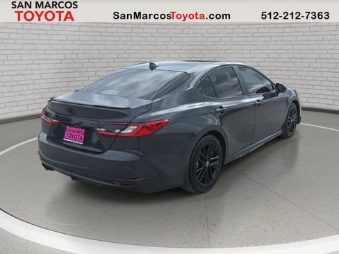 Certified 2025 Toyota Camry SE image 5