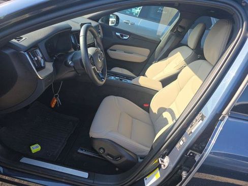 Used 2026 Volvo XC60 B5 Plus AWD/4WD image 6