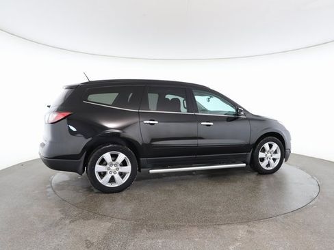 Used 2016 Chevrolet Traverse LT w/ Style and Technology Package image 20
