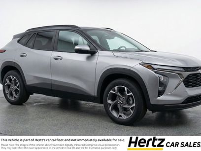 Used 2025 Chevrolet Trax LT w/ LT Convenience Package