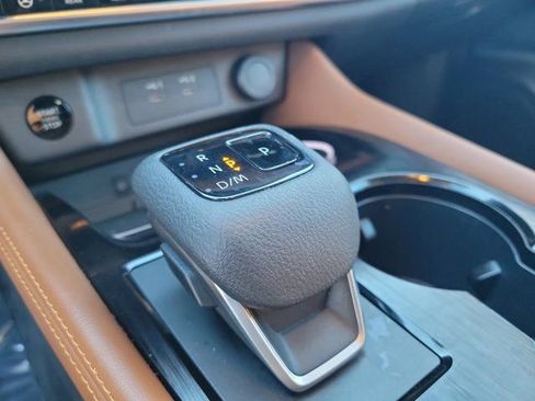 Certified 2024 Nissan Rogue Platinum w/ Platinum Premium Package image 29