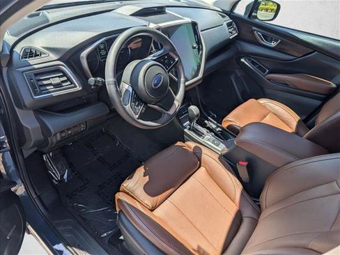 Used 2023 Subaru Ascent Touring AWD/4WD image 10