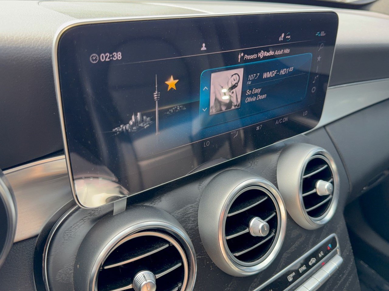 Used 2019 Mercedes-Benz C 300 Sedan image 23