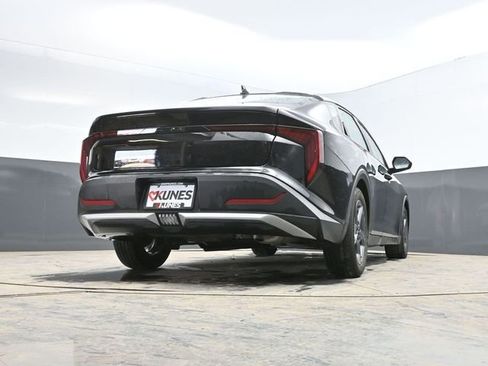 Used 2025 Kia K4 LXS image 51