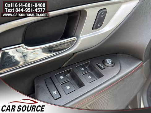 Used 2014 GMC Terrain SLE image 17