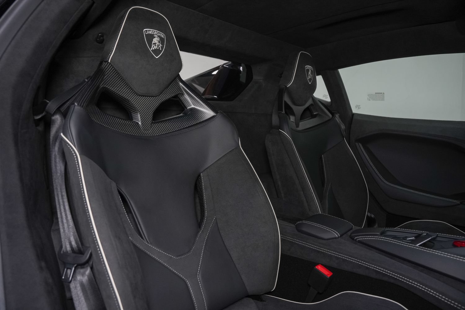 Used 2026 Lamborghini Temerario AWD/4WD image 28