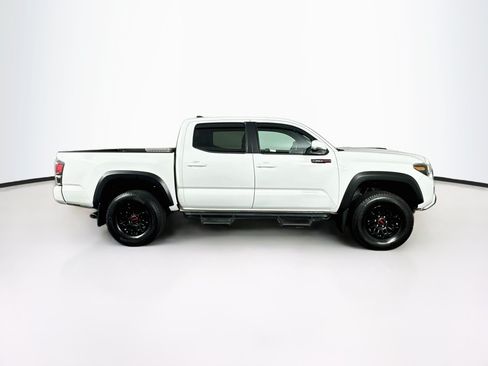 Used 2018 Toyota Tacoma TRD Pro AWD/4WD image 10