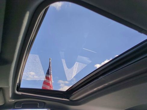 Used 2025 Toyota Camry SE w/ Multimedia Upgrade Package image 19