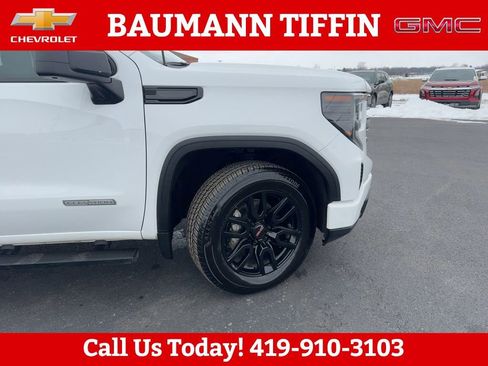Used 2024 GMC Sierra 1500 Elevation image 29