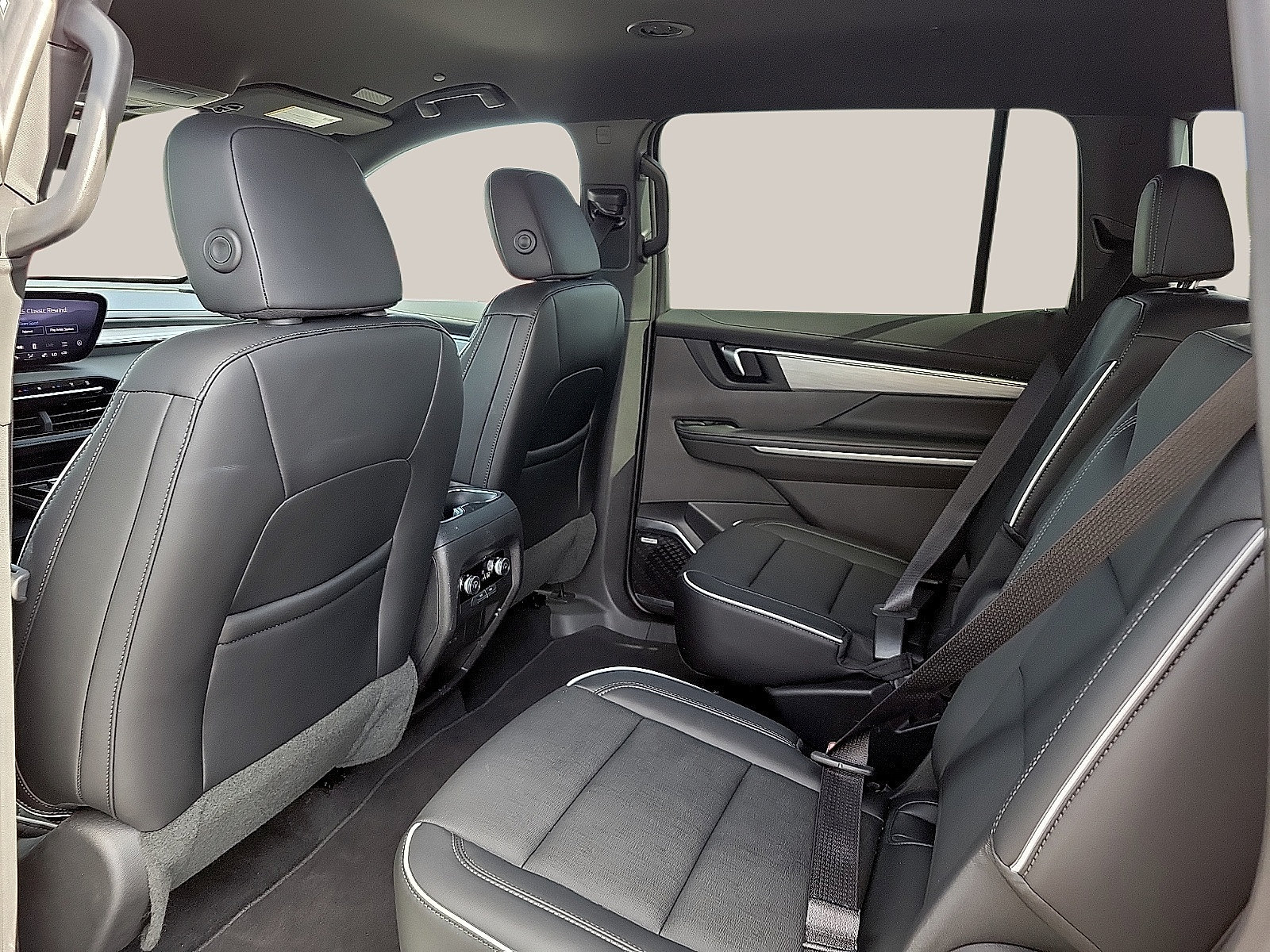 Used 2026 Buick Enclave Preferred FWD image 10