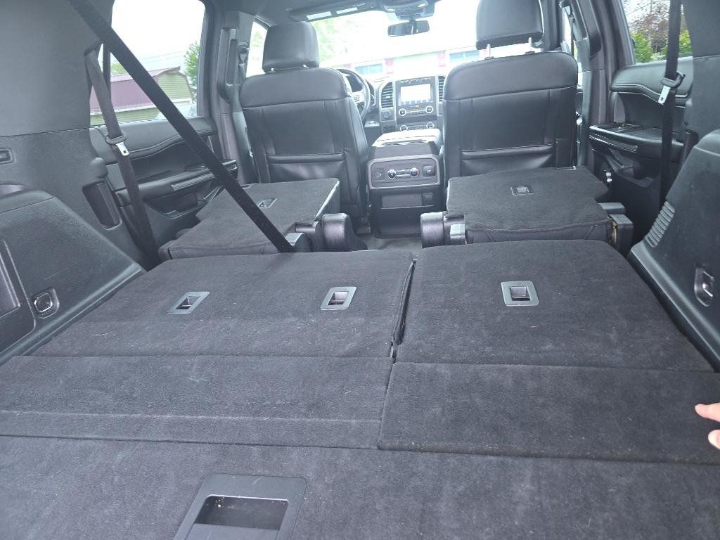 Used 2021 Ford Expedition XLT AWD/4WD image 12