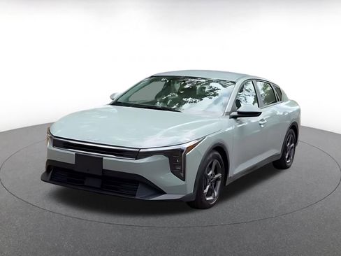 Used 2025 Kia K4 LXS image 17