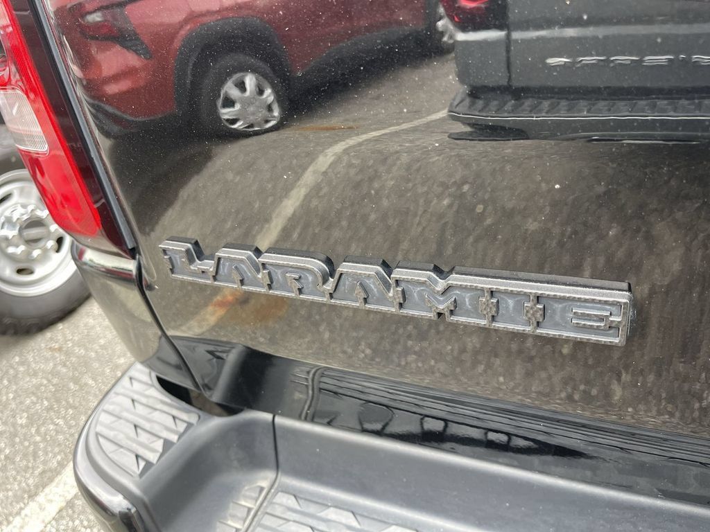 Used 2023 RAM 1500 Laramie AWD/4WD image 6
