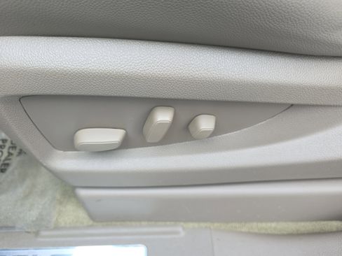 Used 2017 Chevrolet Tahoe Premier image 22