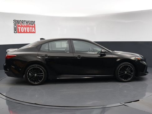 Used 2025 Toyota Camry SE w/ Multimedia Upgrade Package image 5