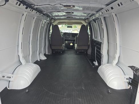 New 2025 Chevrolet Express 2500 w/ Driver Convenience Package image 15