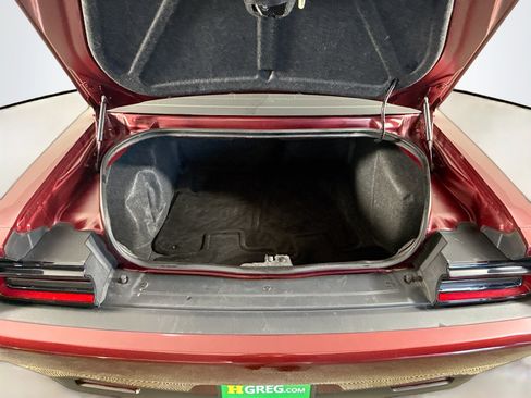 Used 2022 Dodge Challenger SXT w/ Blacktop Package image 33