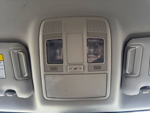 Used 2018 MAZDA CX-9 Touring image 26