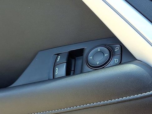 Used 2019 Chevrolet Camaro SS RWD image 18