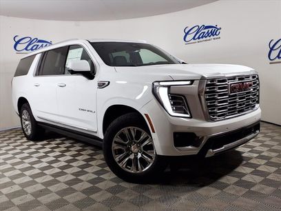 New 2026 GMC Yukon XL Denali w/ Sun & Power Step Package