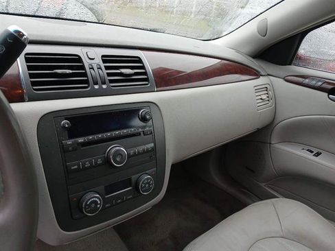 Used 2009 Buick Lucerne CXL image 14