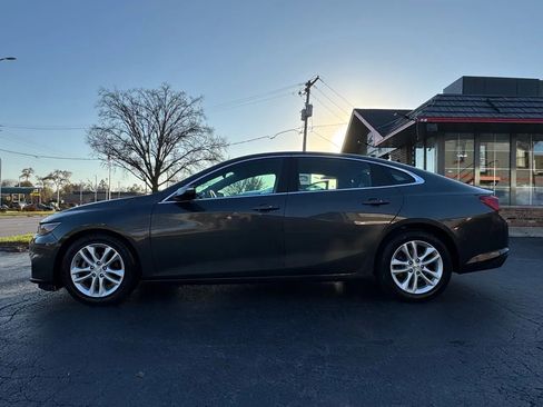 Used 2017 Chevrolet Malibu Hybrid image 9