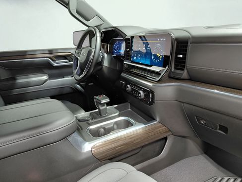 Used 2024 Chevrolet Silverado 1500 RST w/ All Star Edition Plus AWD/4WD image 36