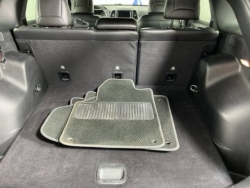 Used 2021 Jeep Cherokee Latitude Lux 80th Anniv w/ Quick Order Package 26U 80TH image 23