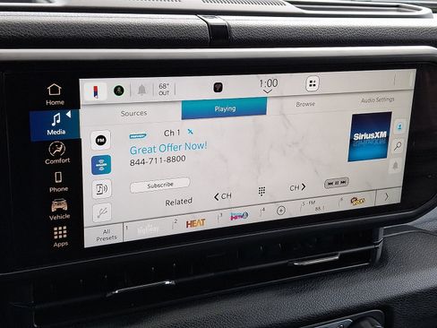 Used 2025 Jeep Wrangler Sport image 16