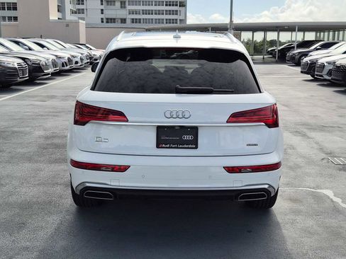 Certified 2023 Audi Q5 2.0T Premium w/ Convenience Package image 5