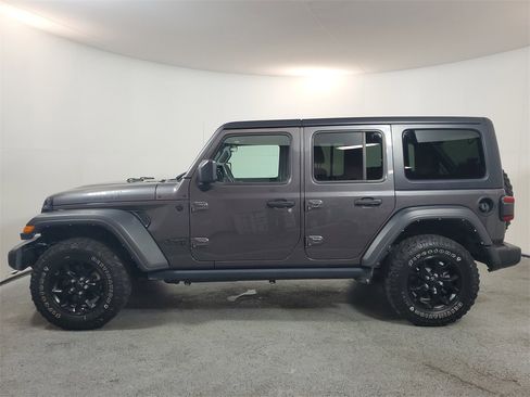 Used 2021 Jeep Wrangler Unlimited Sport image 4