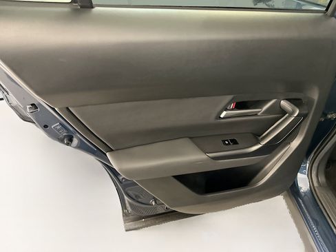 Used 2025 MAZDA CX-50 AWD 2.5 S w/ Premium Package image 27