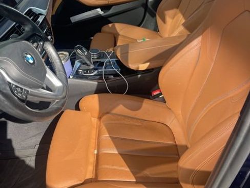 Used 2019 BMW 530e RWD image 4