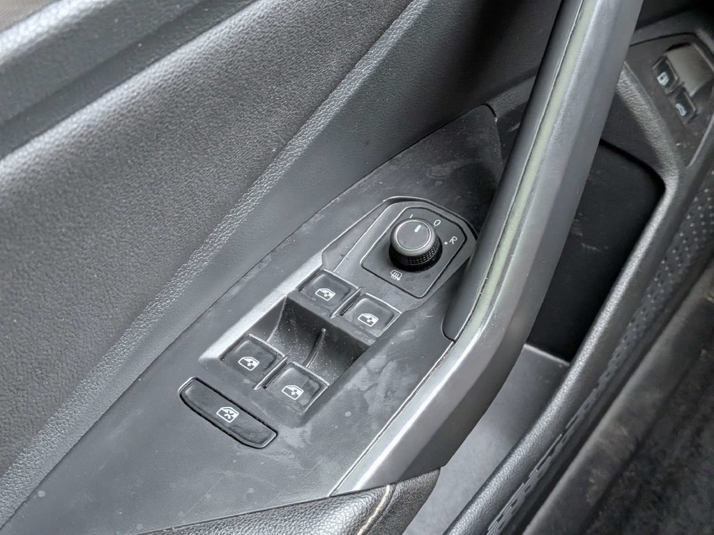 Used 2024 Volkswagen Jetta Sport FWD image 19