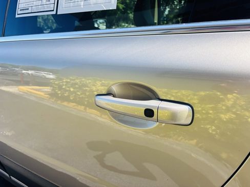 Used 2016 Volvo XC70 T5 Platinum w/ Protection Package image 27