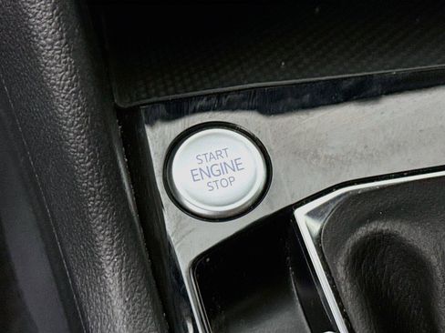 Used 2023 Volkswagen Taos S FWD image 19