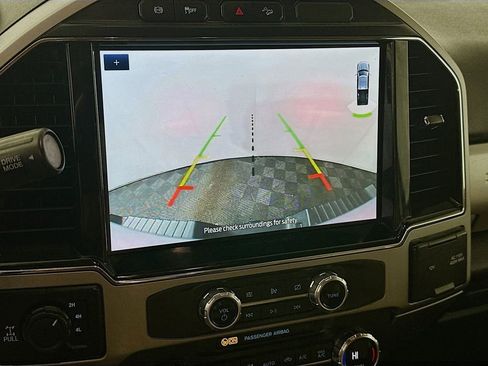 Used 2022 Ford F250 Lariat w/ Chrome Package image 20