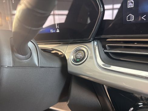 New 2026 Chevrolet Trax LT w/ Sunroof Package image 28