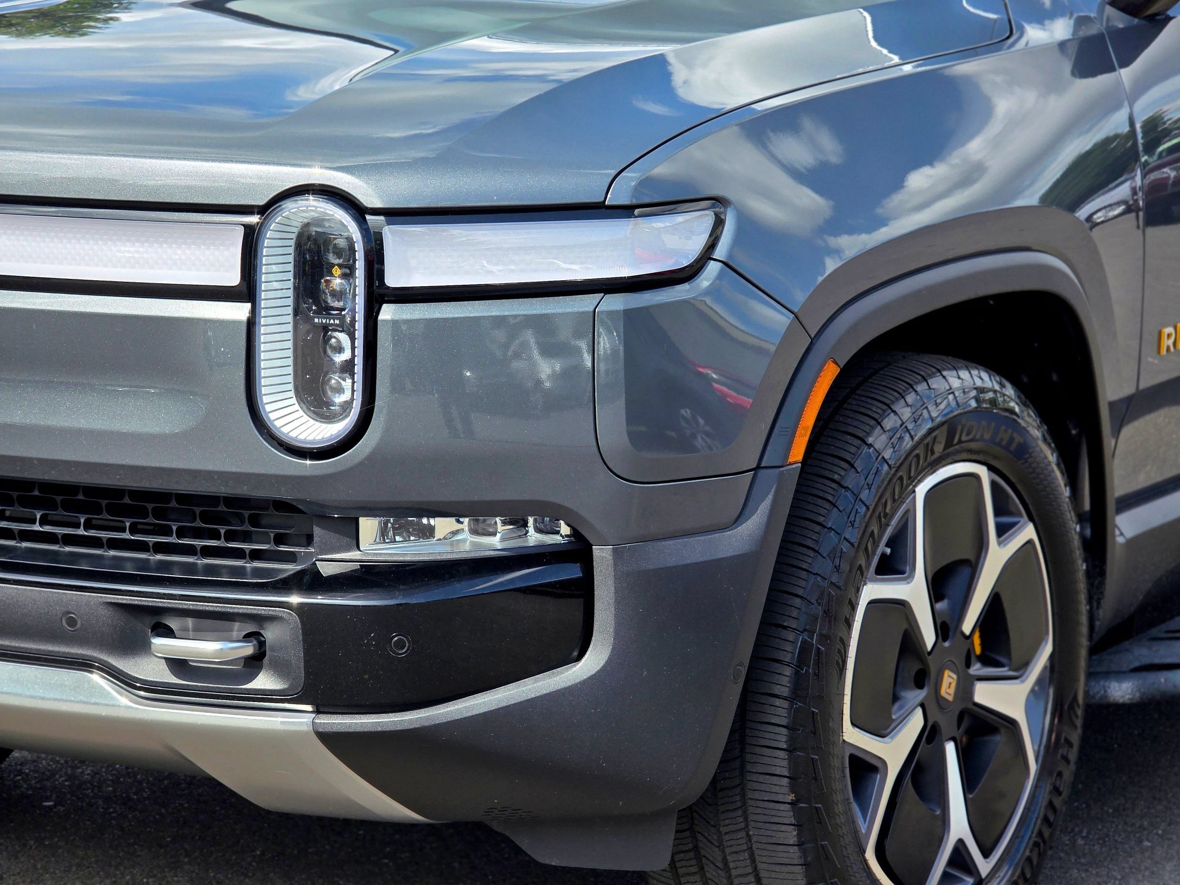 Used 2023 Rivian R1S Adventure Quad AWD/4WD image 5