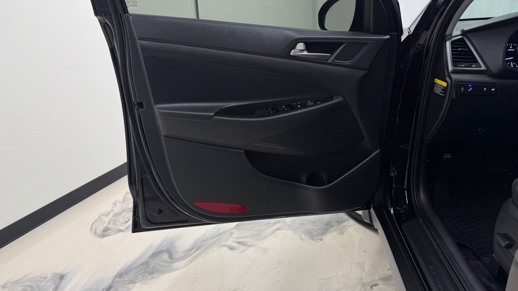 Used 2018 Hyundai Tucson Value FWD image 14