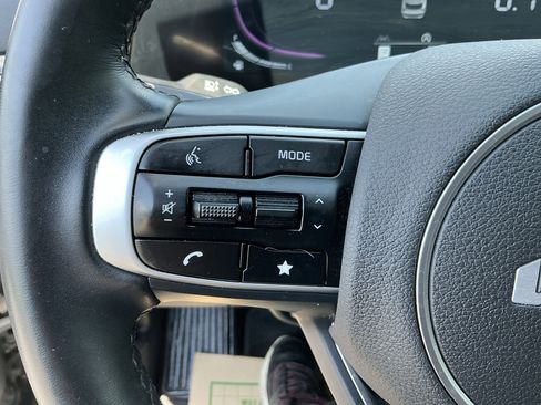 Certified 2025 Kia Sportage X-Line w/ Premium Package AWD/4WD image 17