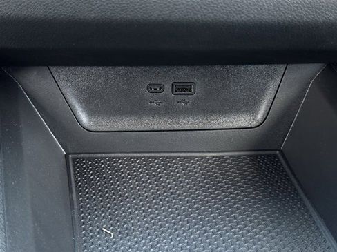 New 2026 Chevrolet Equinox LT image 16