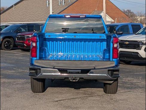 New 2025 Chevrolet Silverado 1500 LT image 17